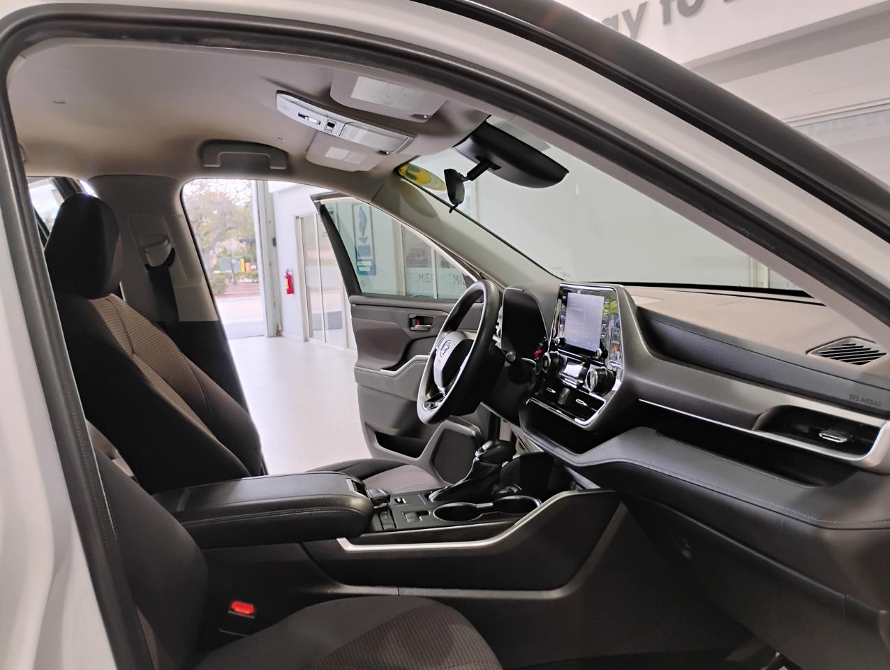 Toyota Highlander L 2021