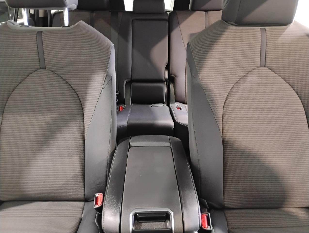 Toyota Highlander L 2021