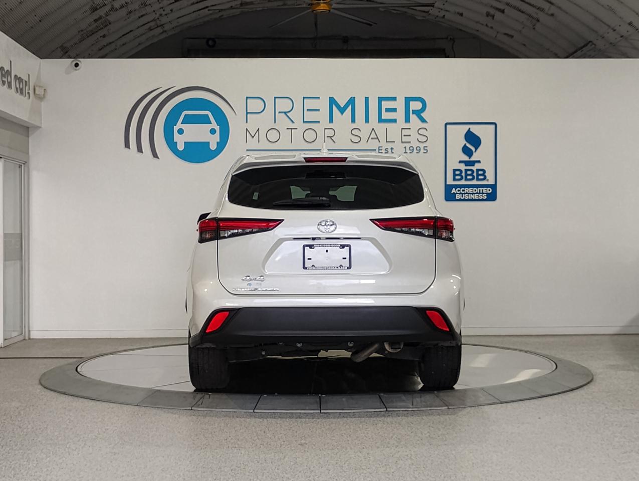 Toyota Highlander L 2021