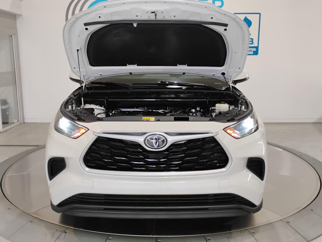 Toyota Highlander L 2021