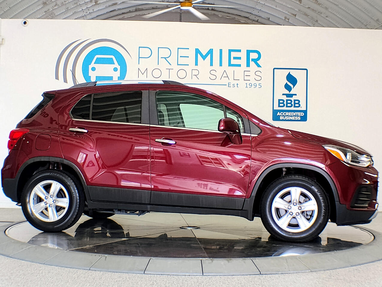 2017 Chevrolet Trax LT photo 4