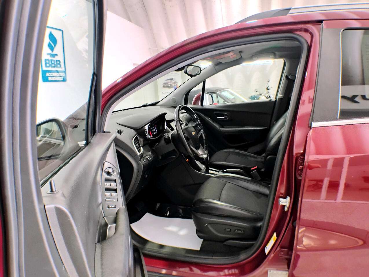 2017 Chevrolet Trax LT photo 14
