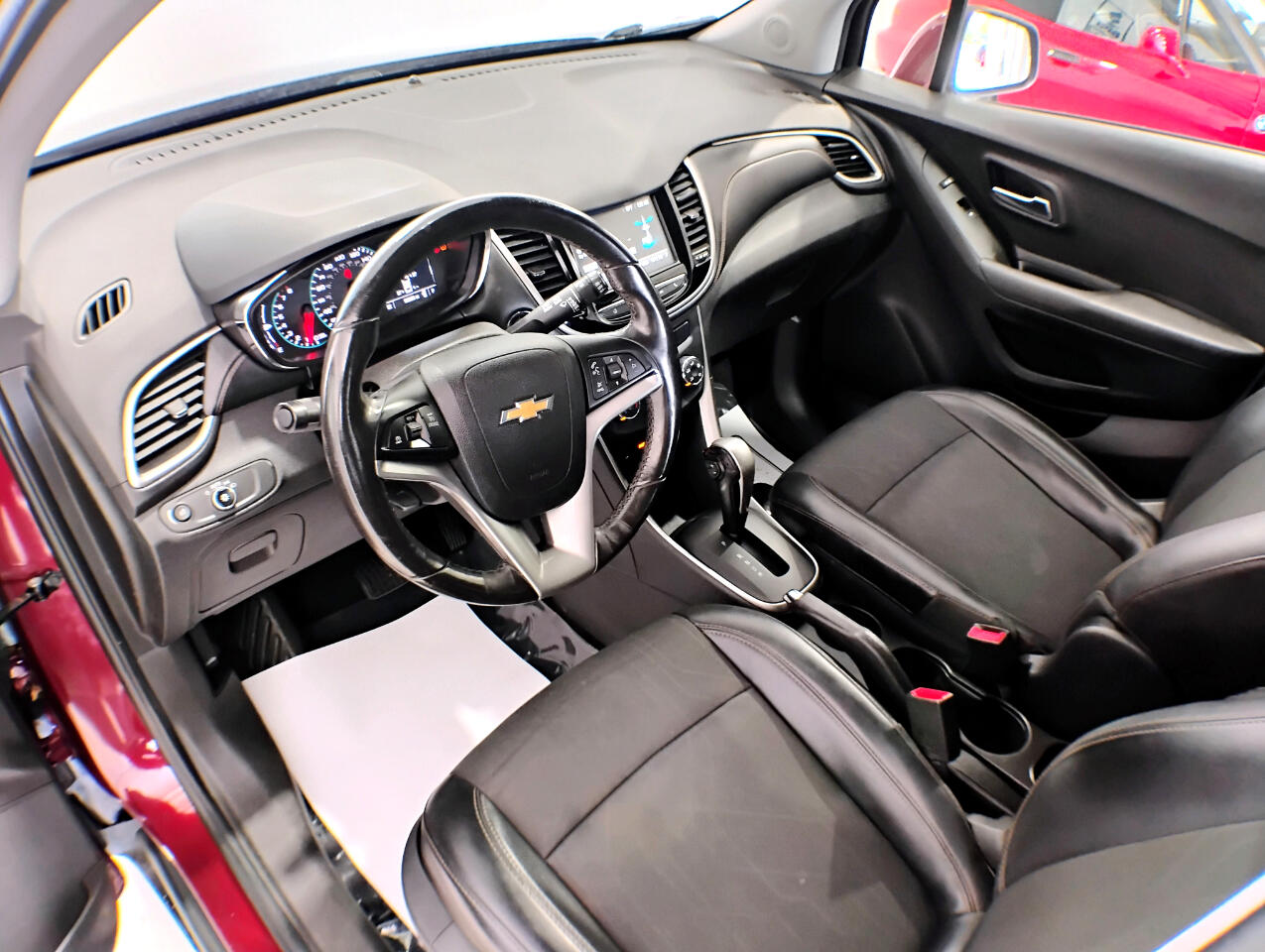 2017 Chevrolet Trax LT photo 23
