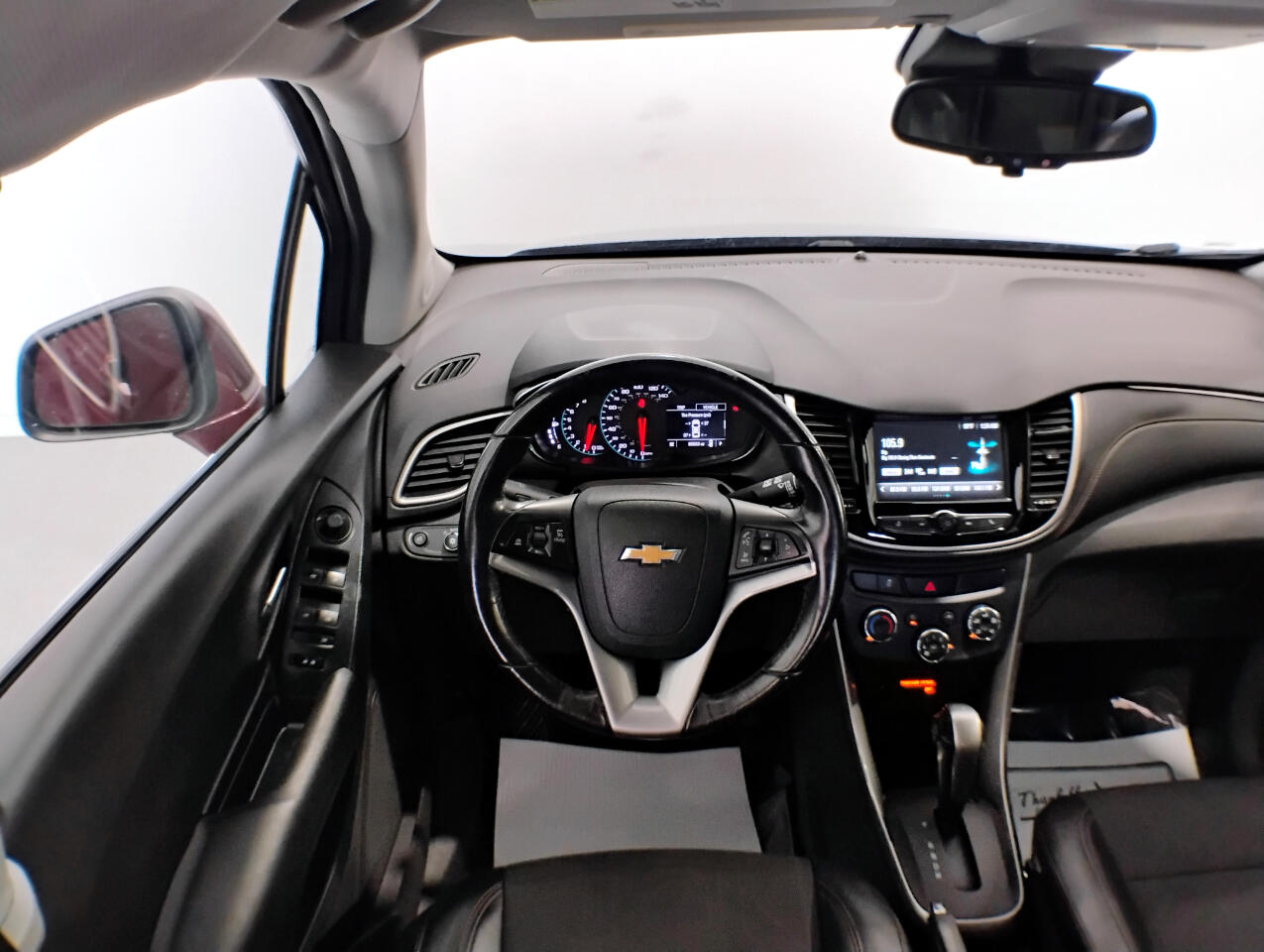 2017 Chevrolet Trax LT photo 31