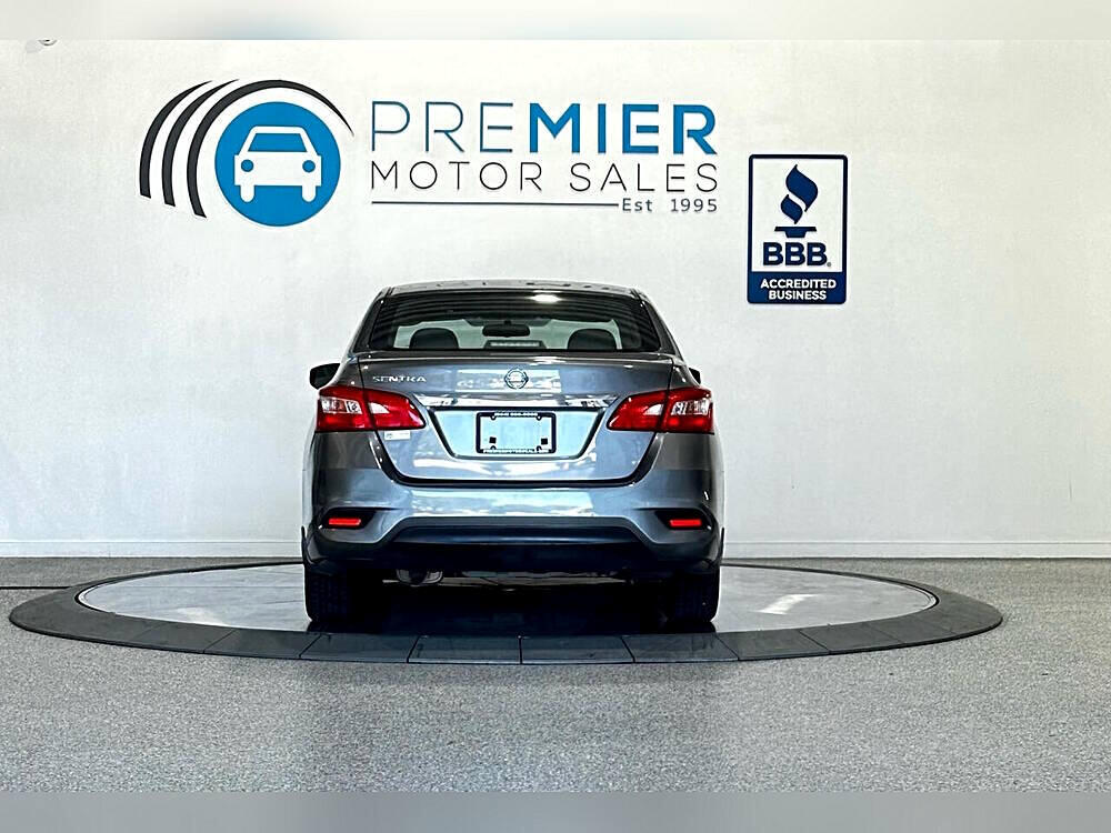 2017 Nissan Sentra S photo 4
