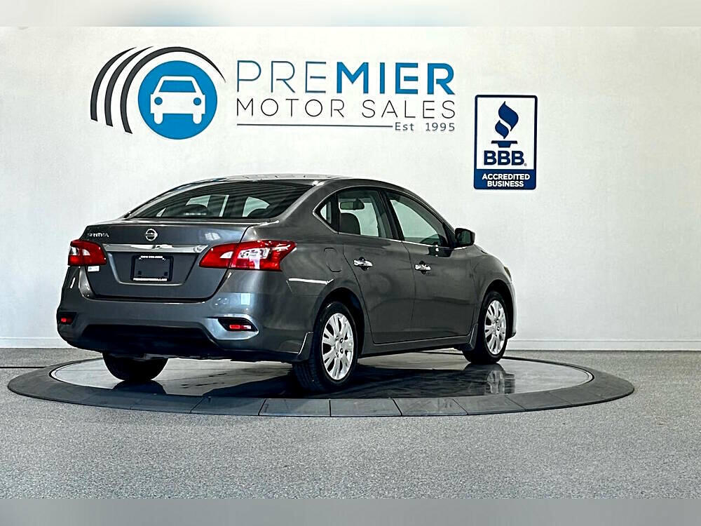 2017 Nissan Sentra S photo 5