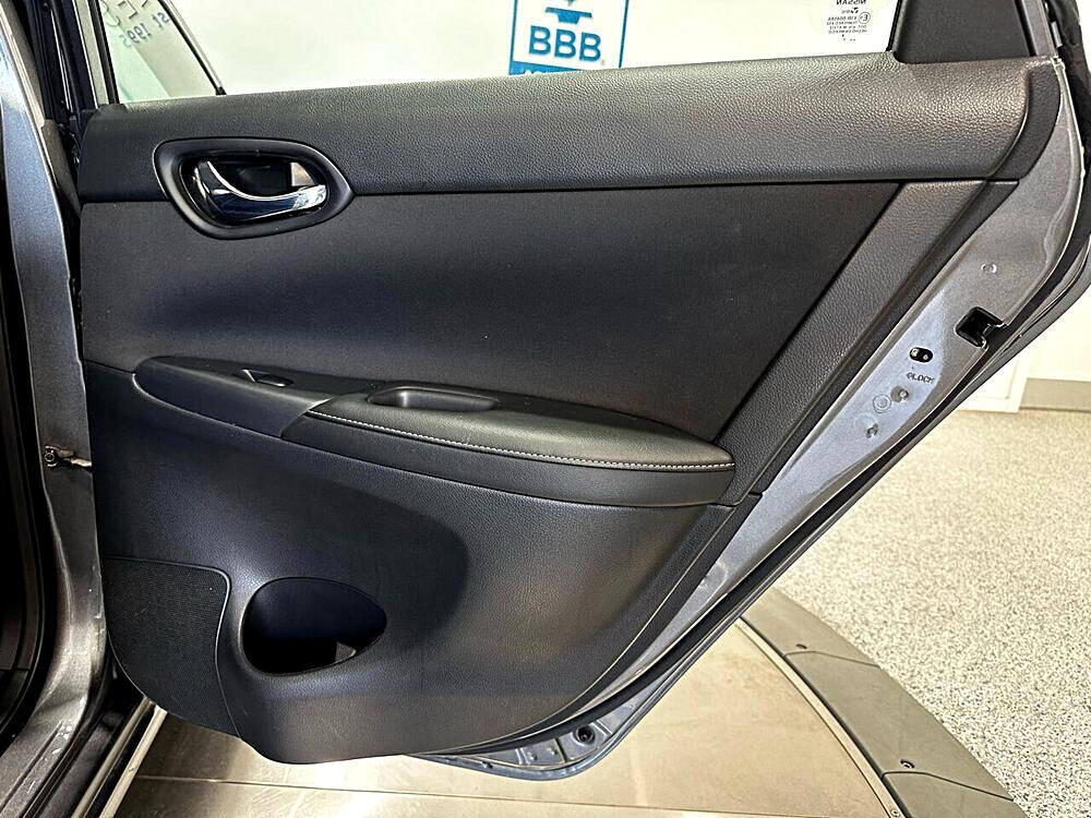 2017 Nissan Sentra S photo 20