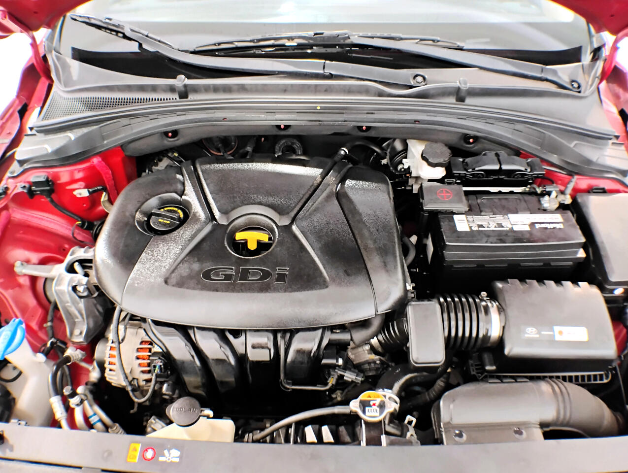 2020 Hyundai Elantra GT Base photo 11