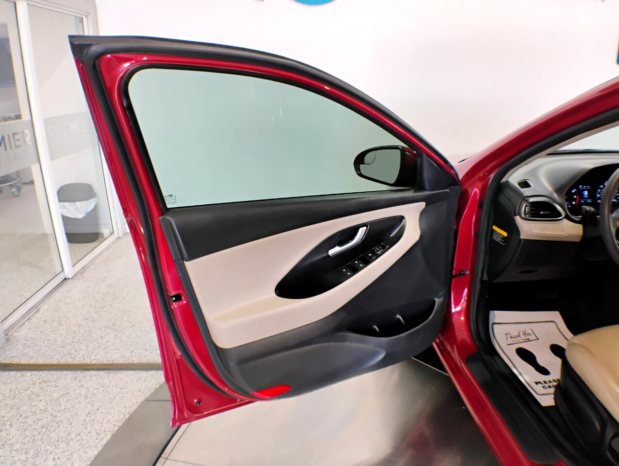2020 Hyundai Elantra GT Base photo 15