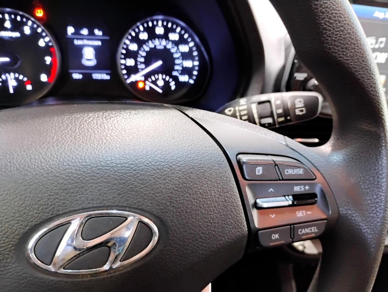 2020 Hyundai Elantra GT Base photo 22
