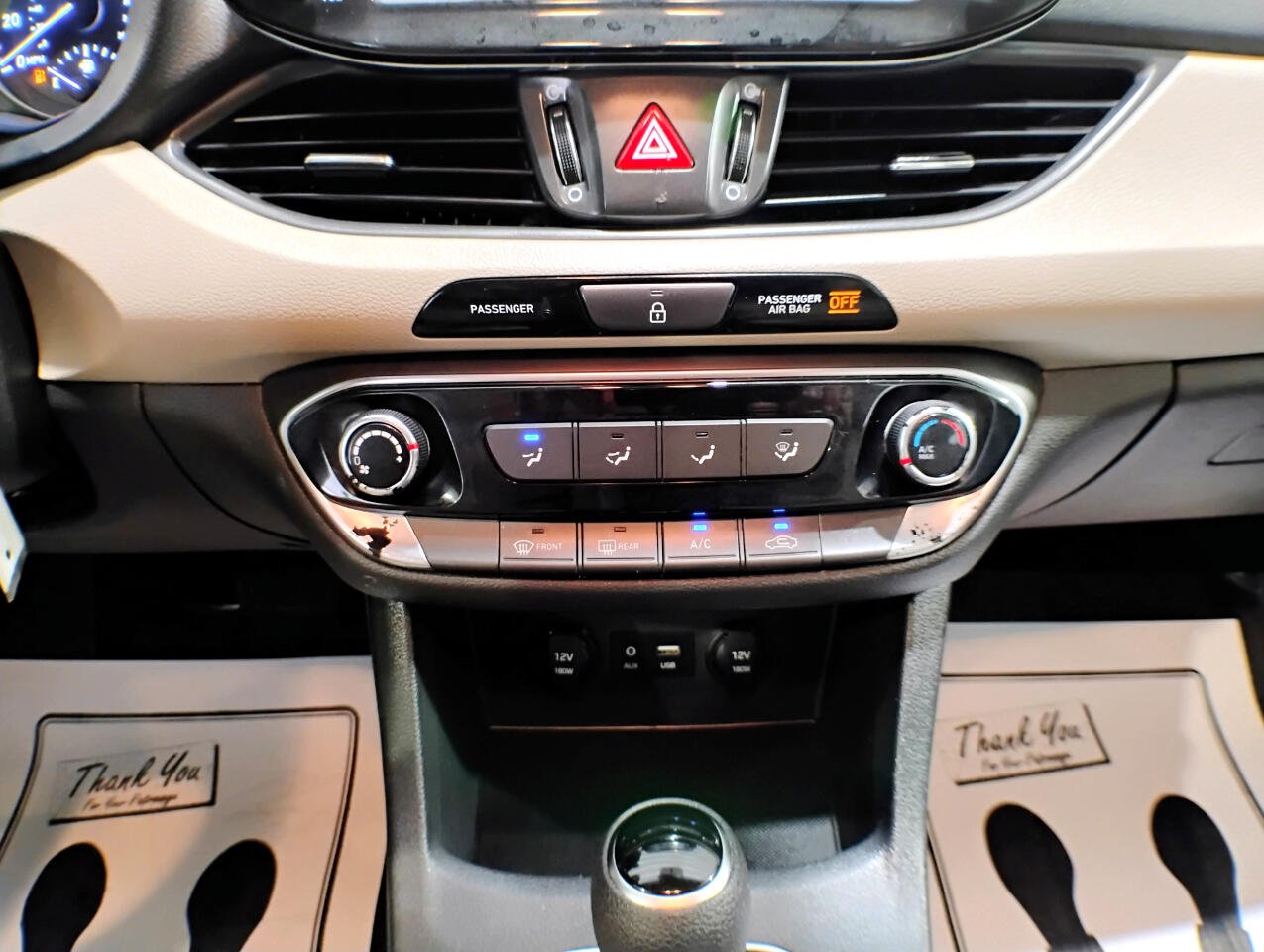 2020 Hyundai Elantra GT Base photo 35