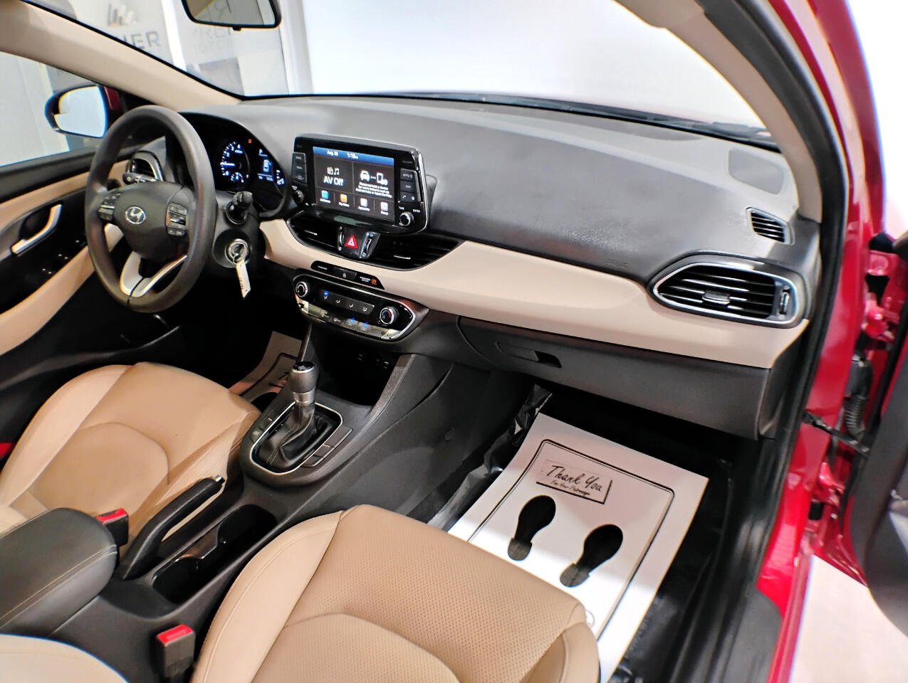 2020 Hyundai Elantra GT Base photo 40