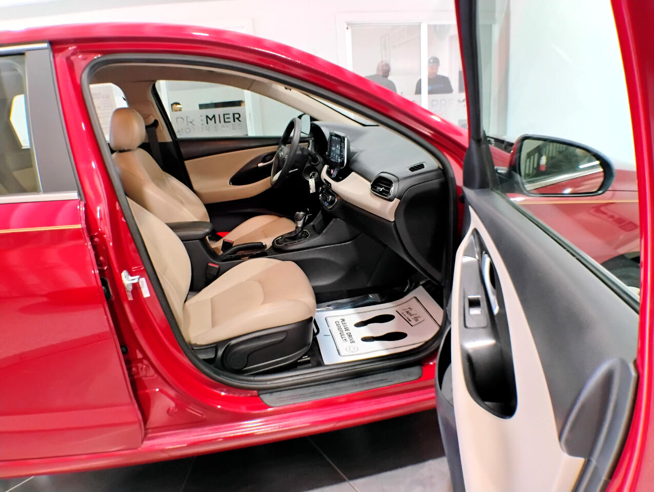 2020 Hyundai Elantra GT Base photo 41