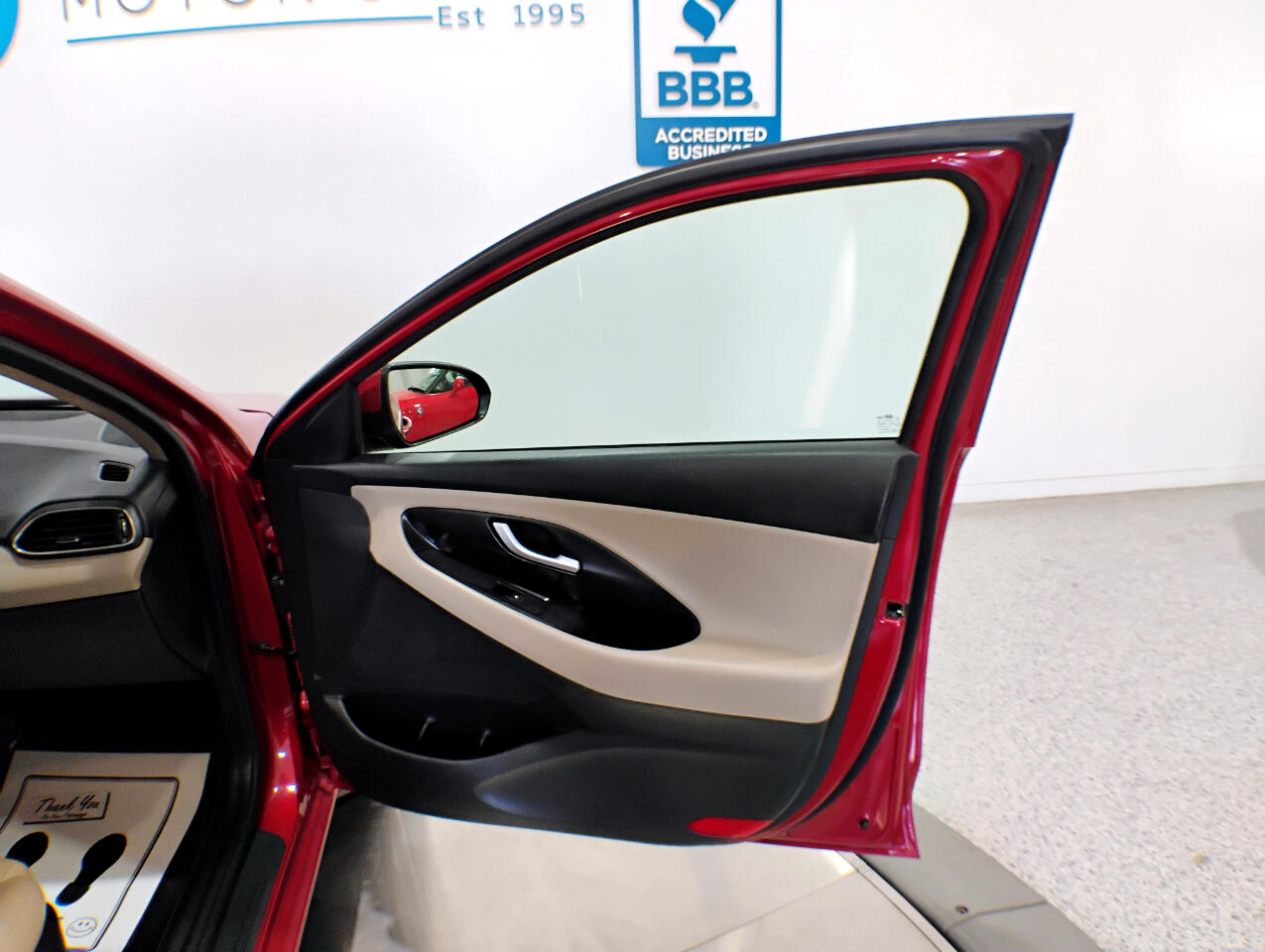 2020 Hyundai Elantra GT Base photo 42