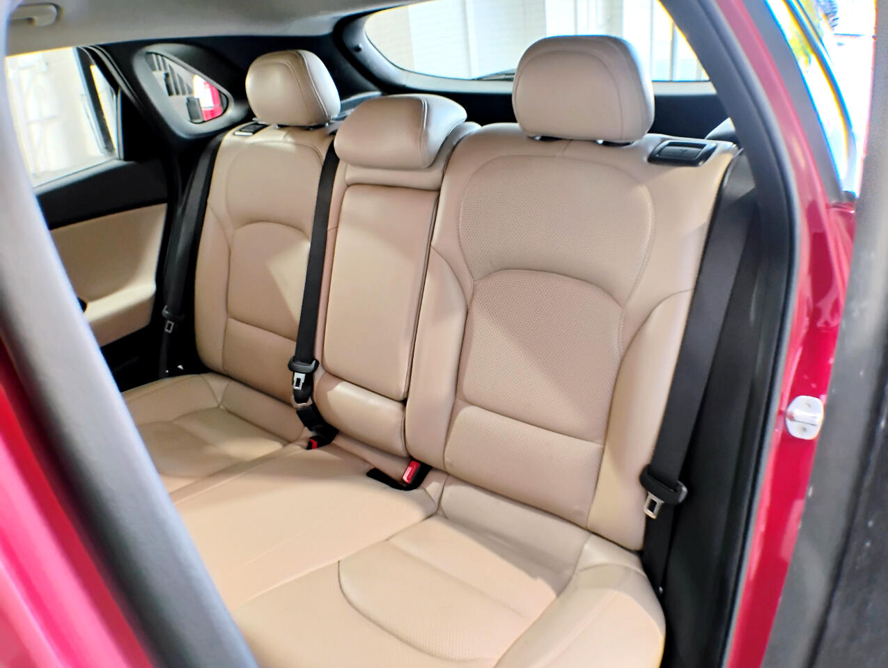 2020 Hyundai Elantra GT Base photo 46