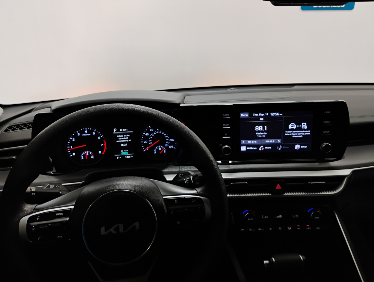 Kia K5 LXS 2023