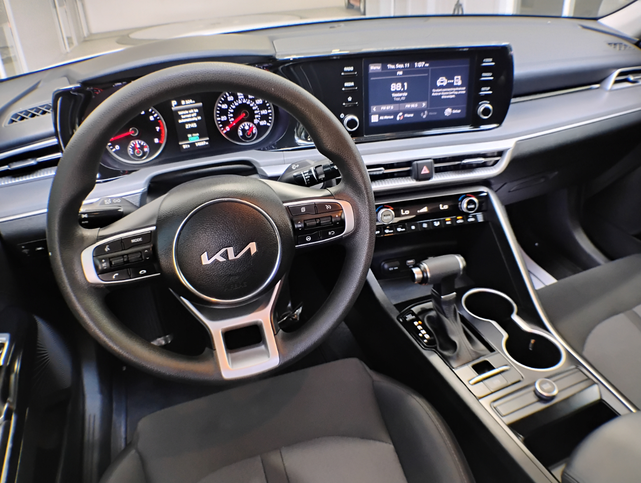 Kia K5 LXS 2023