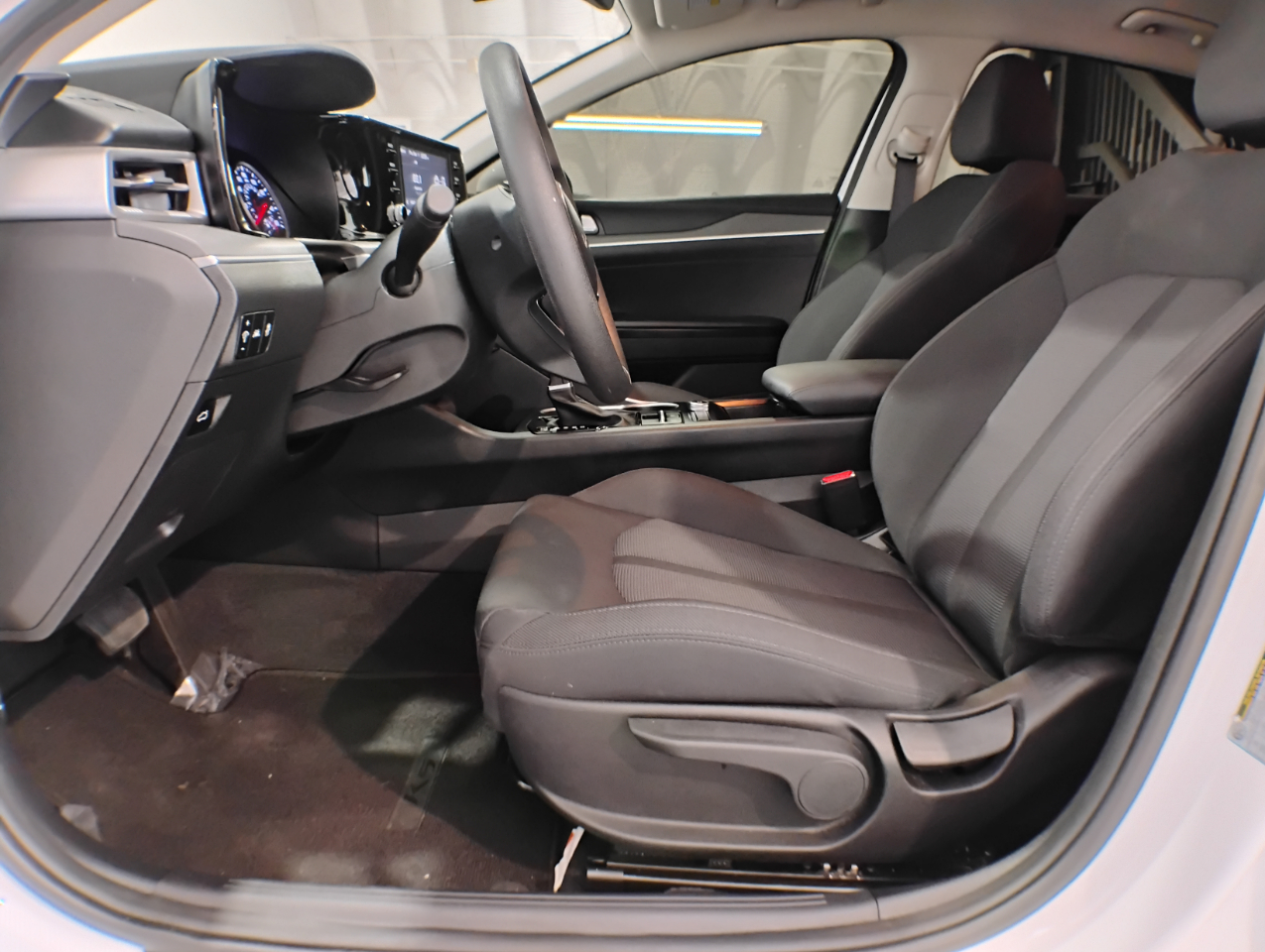 Kia K5 LXS 2023