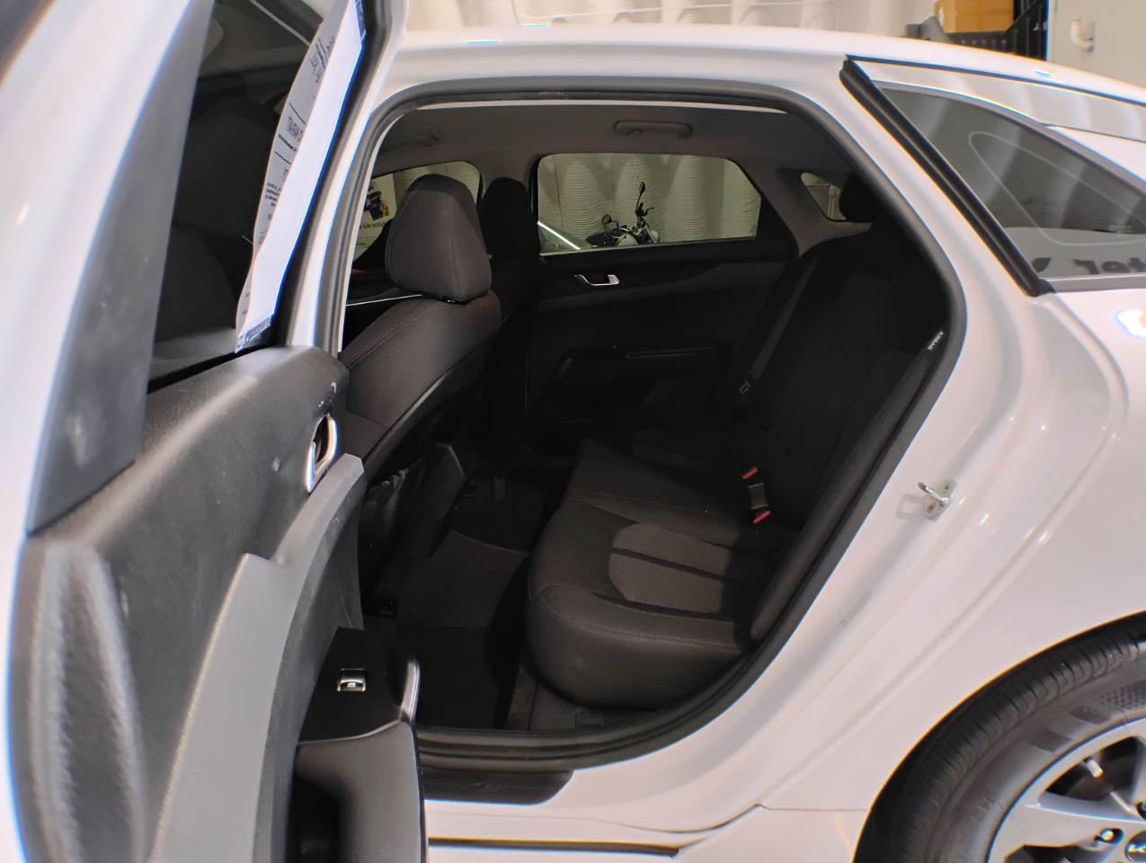 Kia K5 LXS 2023