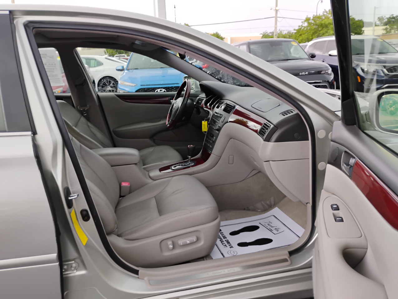 Lexus ES 330 Sedan 2004
