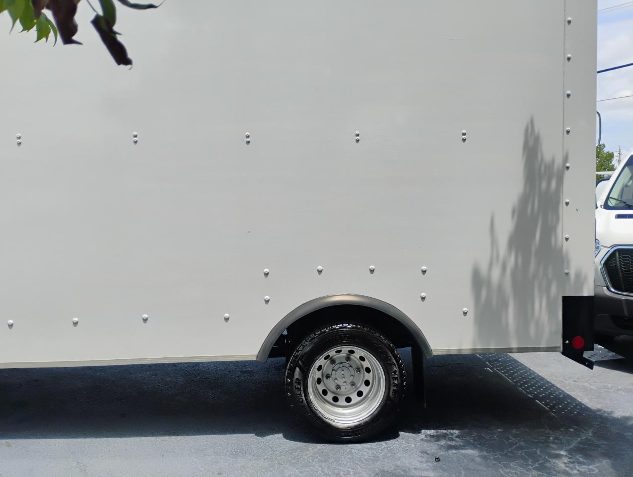 Ford Transit T-350 HD DRW 2022