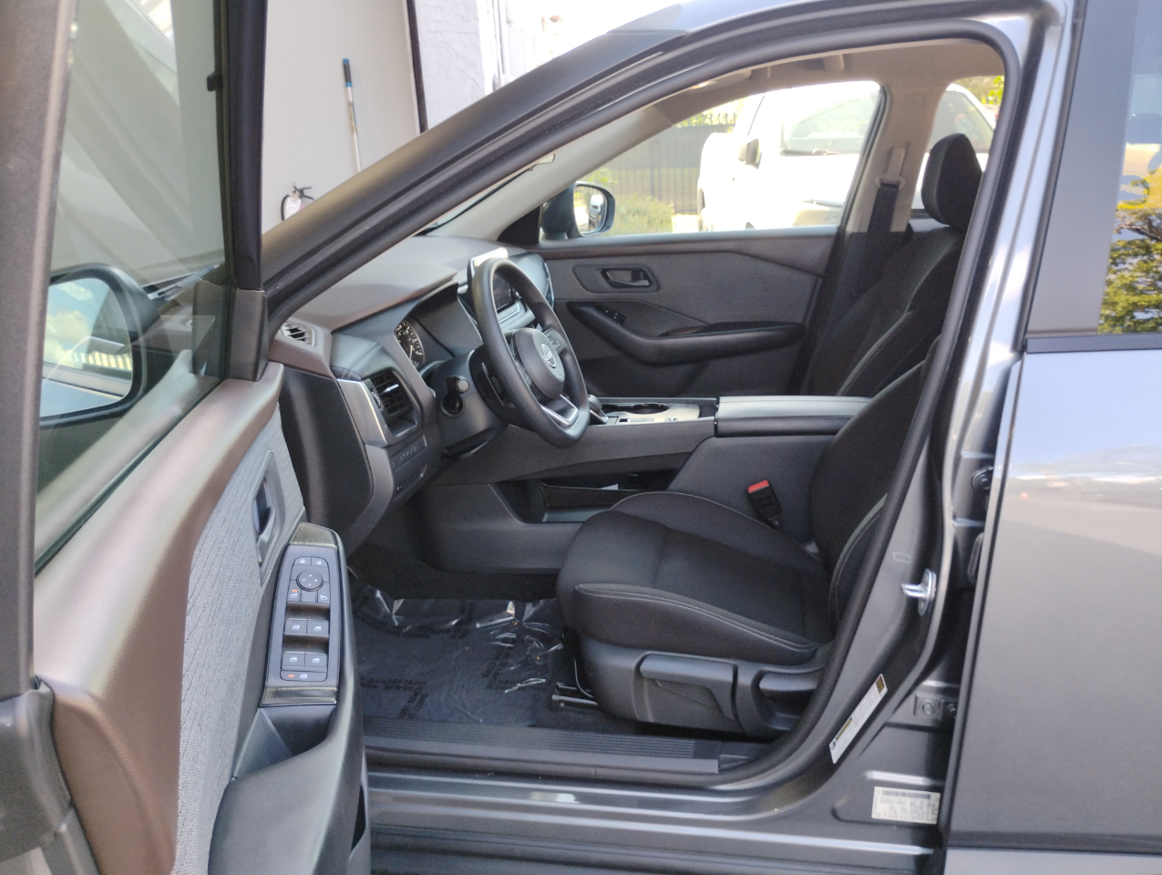 Nissan Rogue S 2023