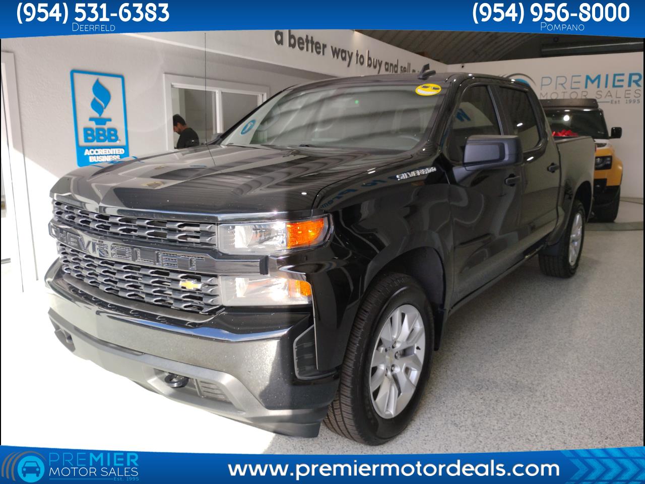Chevrolet Silverado 1500 Custom Crew Cab Short Box 2WD 2021 Chevrolet Silverado 1500 Custom Crew Cab Short Box 2WD 2021