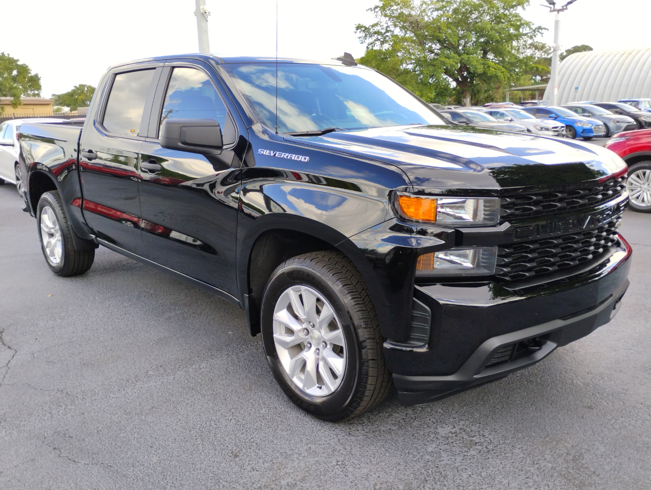 Chevrolet Silverado 1500 Custom Crew Cab Short Box 2WD 2021 Chevrolet Silverado 1500 Custom Crew Cab Short Box 2WD 2021