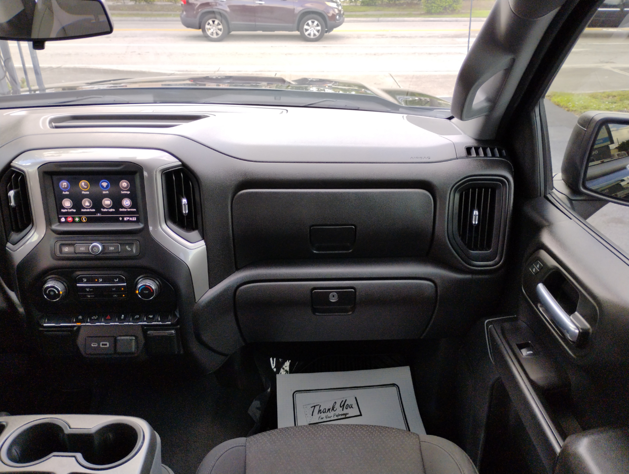 Chevrolet Silverado 1500 Custom Crew Cab Short Box 2WD 2021 Chevrolet Silverado 1500 Custom Crew Cab Short Box 2WD 2021
