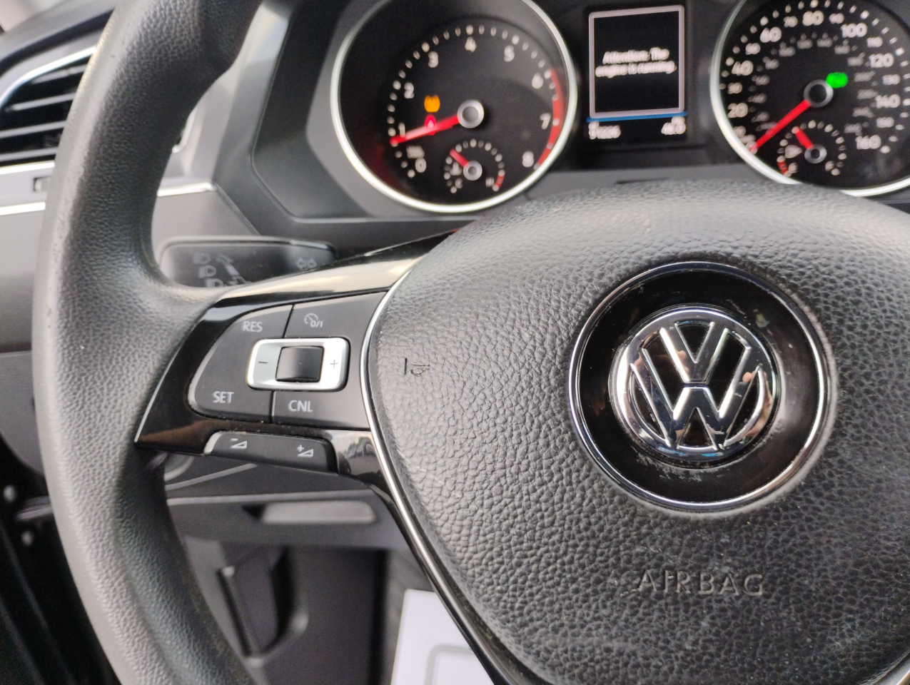 Volkswagen Tiguan S 2018 Volkswagen Tiguan S 2018