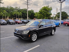 2018 Volkswagen Tiguan  2018 Volkswagen Tiguan