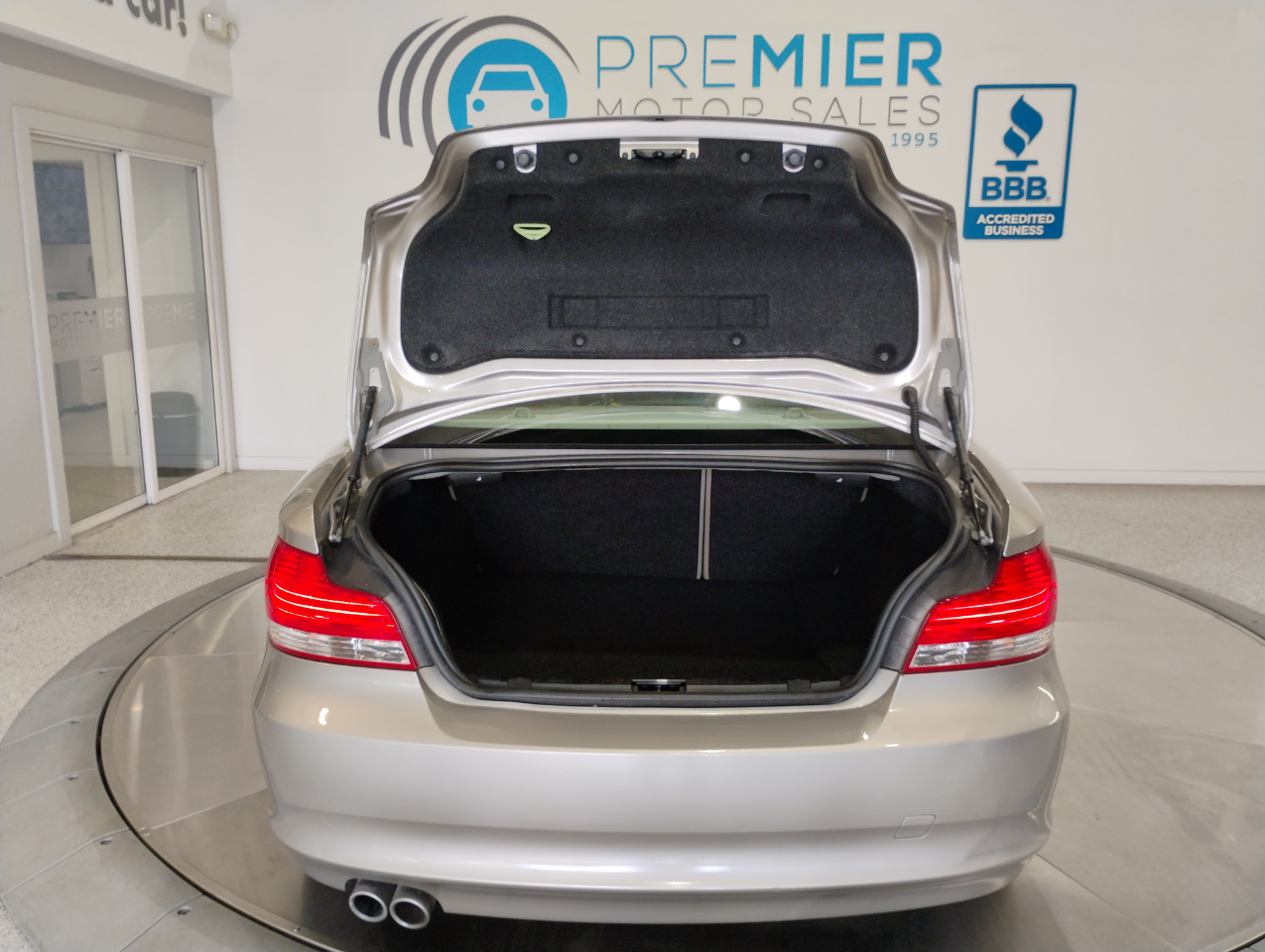 BMW 1-Series 128i Coupe 2009