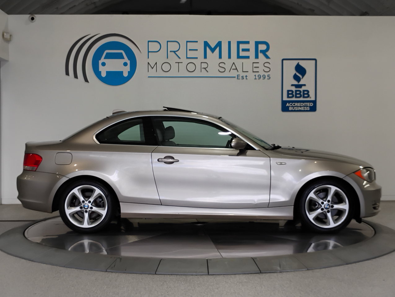 BMW 1-Series 128i Coupe 2009