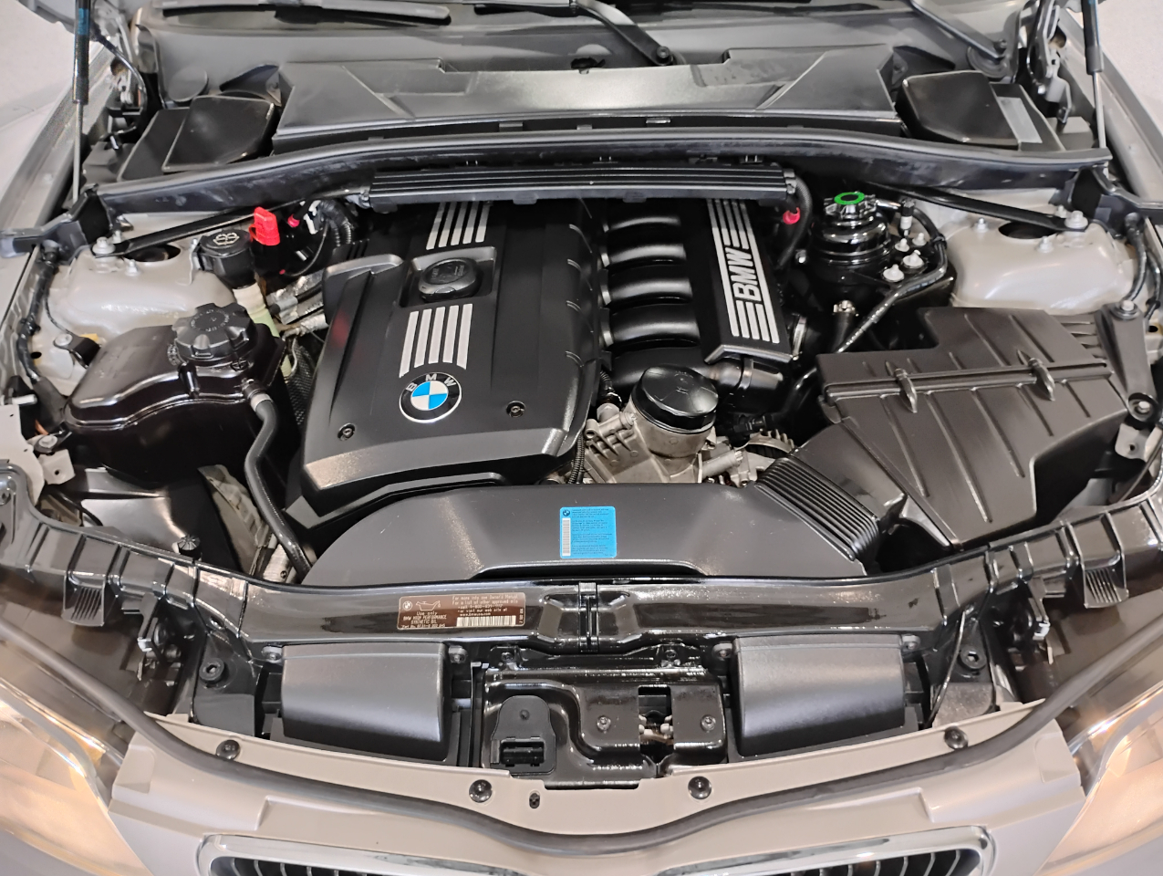 BMW 1-Series 128i Coupe 2009