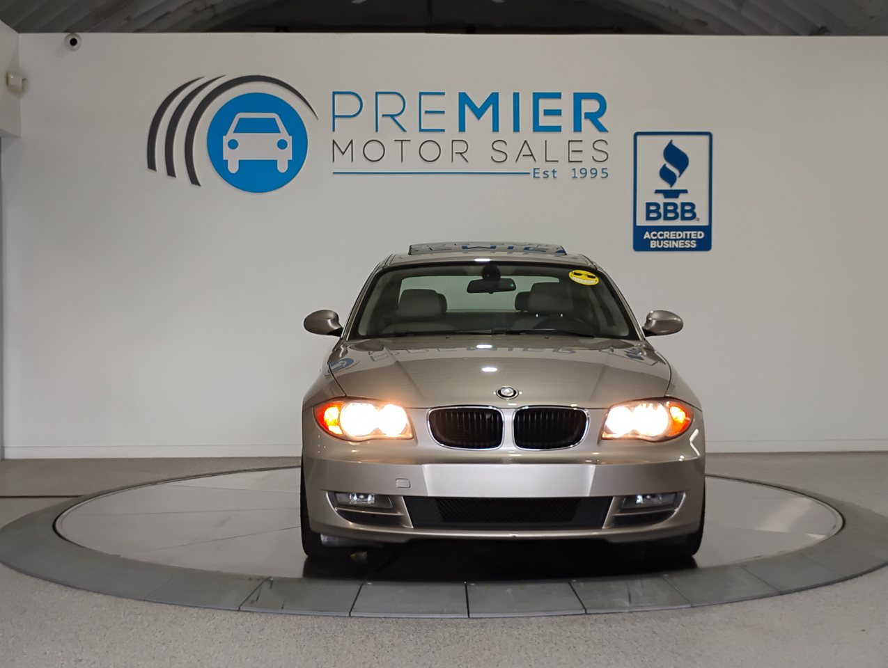 BMW 1-Series 128i Coupe 2009
