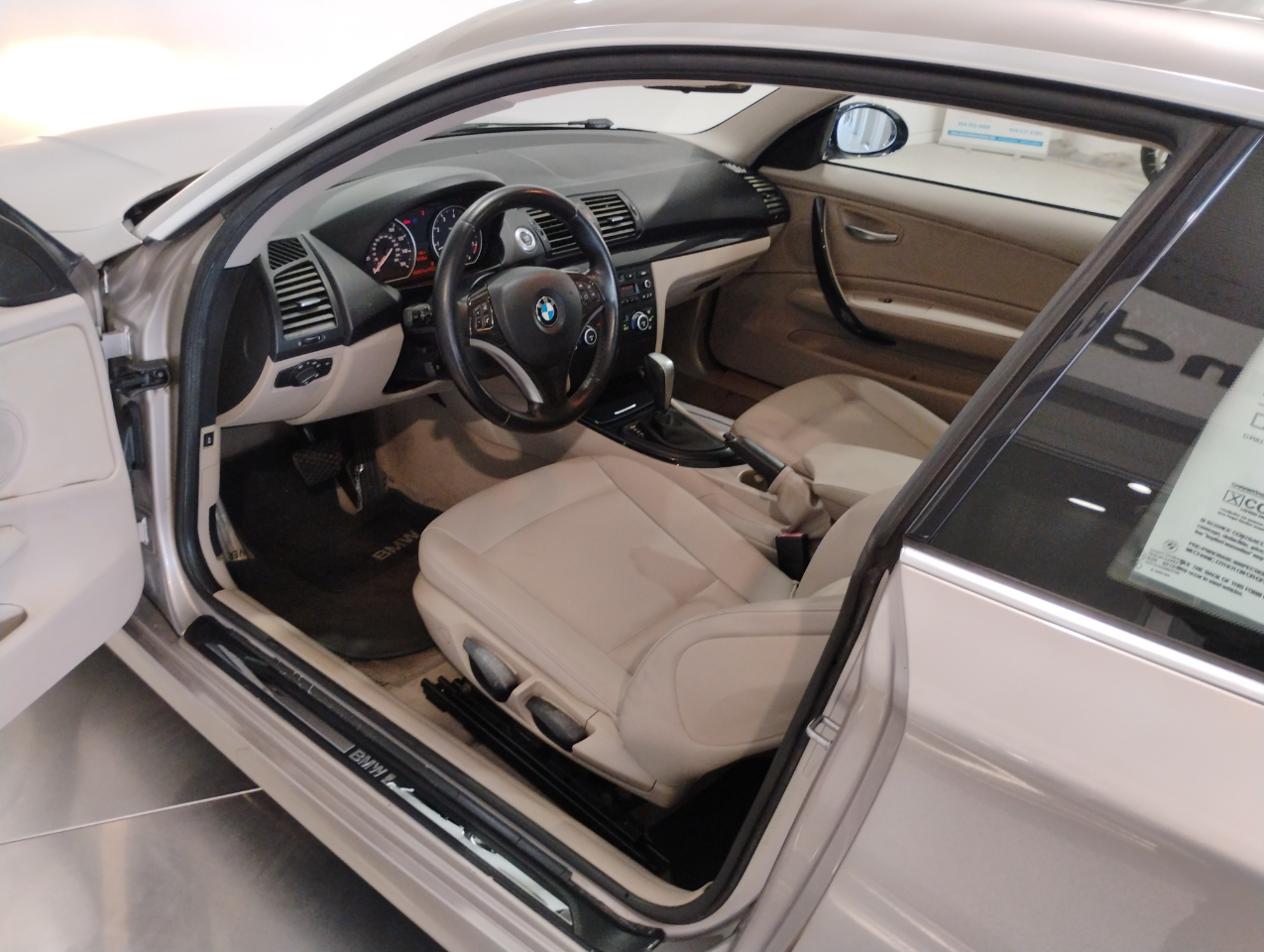 BMW 1-Series 128i Coupe 2009