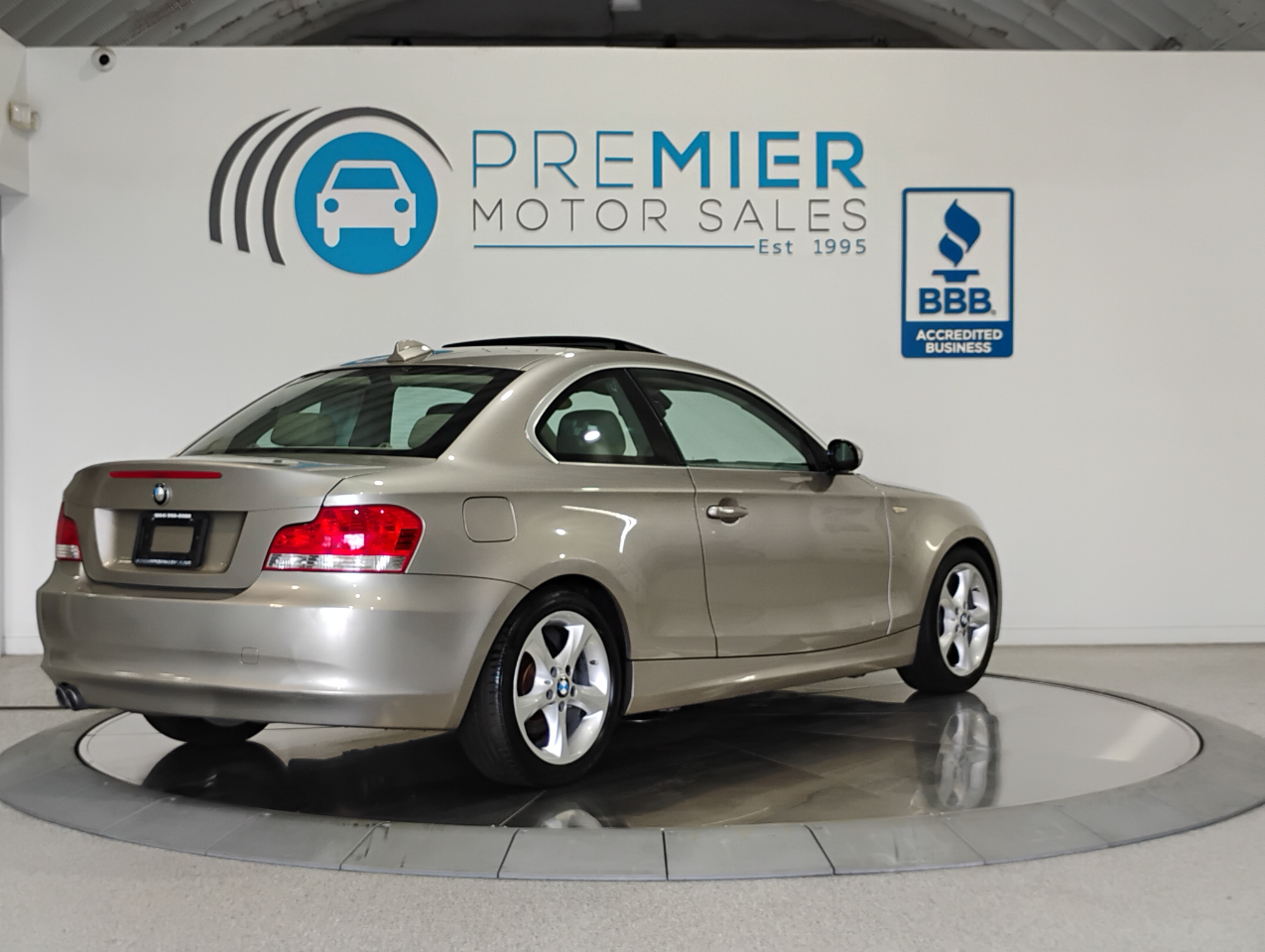 BMW 1-Series 128i Coupe 2009