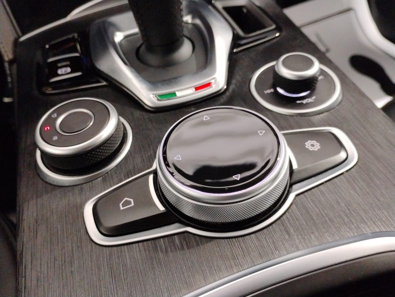 Alfa Romeo Stelvio Sprint 2021 Alfa Romeo Stelvio Sprint 2021