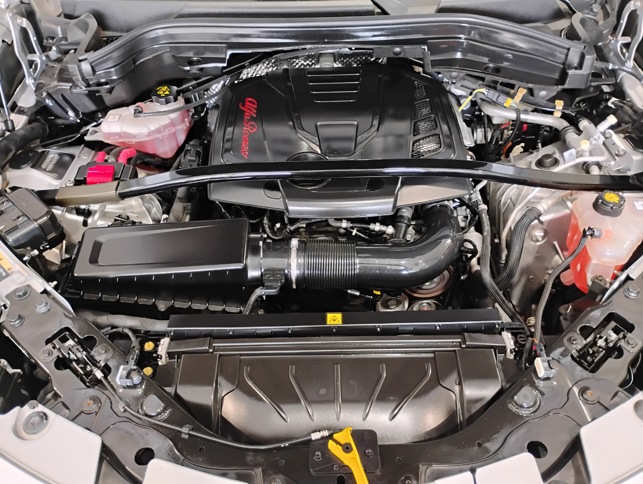 Alfa Romeo Stelvio Sprint 2021 Alfa Romeo Stelvio Sprint 2021