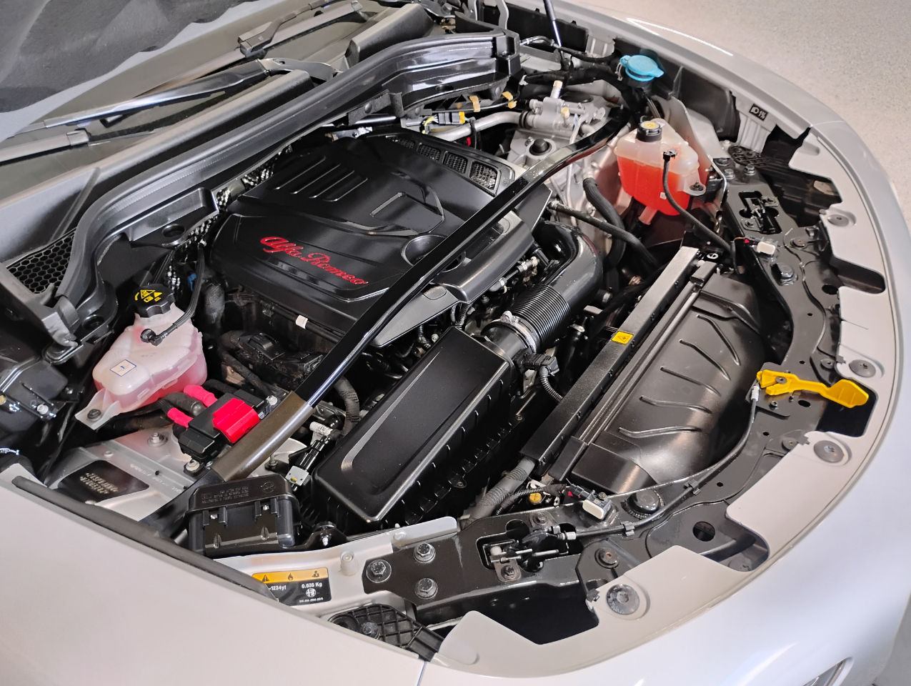 Alfa Romeo Stelvio Sprint 2021 Alfa Romeo Stelvio Sprint 2021