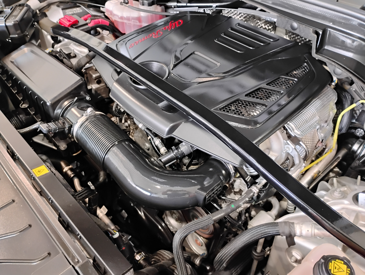 Alfa Romeo Stelvio Sprint 2021 Alfa Romeo Stelvio Sprint 2021