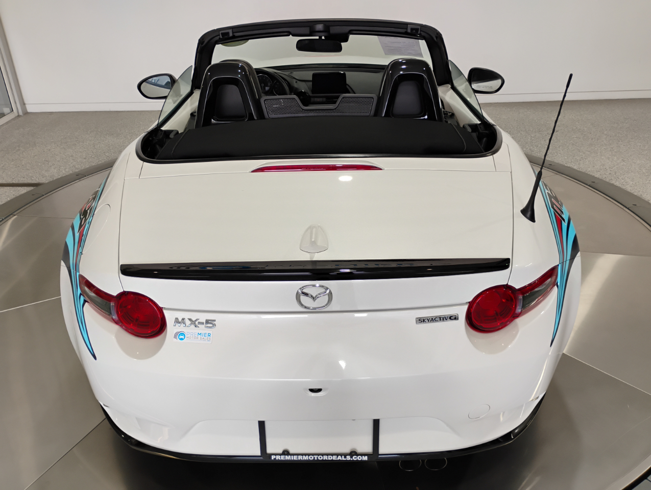 Mazda MX-5 Miata Club 6MT 2022