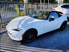 2022 Mazda MX-5 Miata 