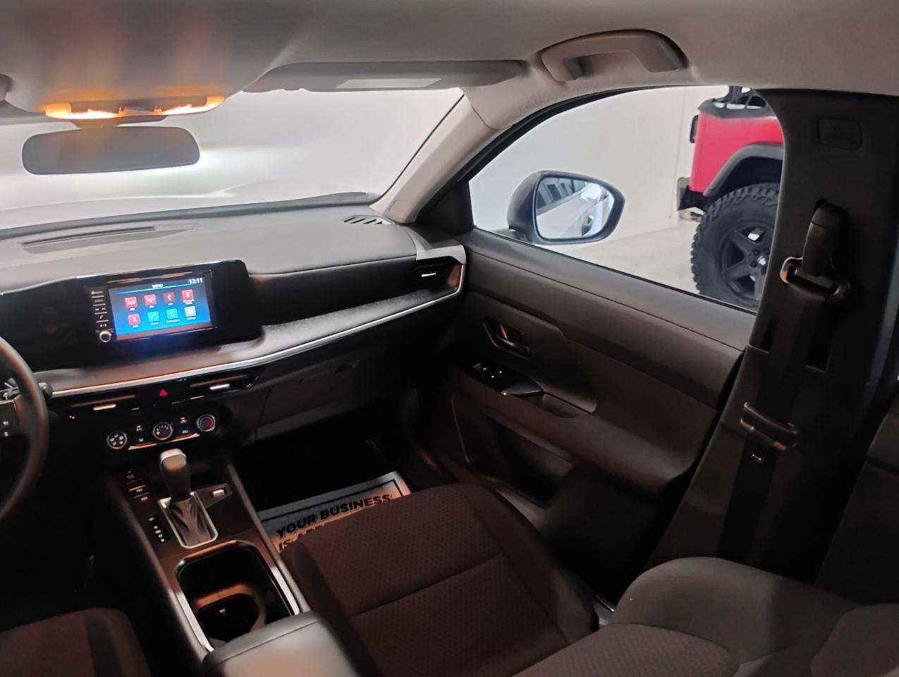Nissan Kicks S 2025