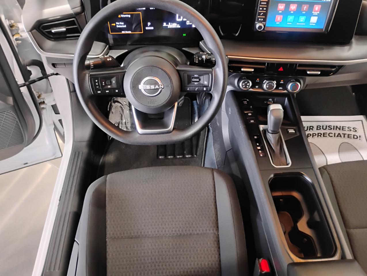 Nissan Kicks S 2025