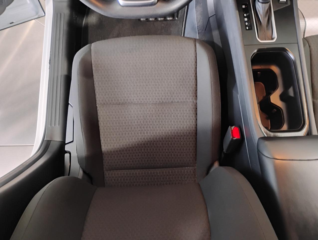 Nissan Kicks S 2025