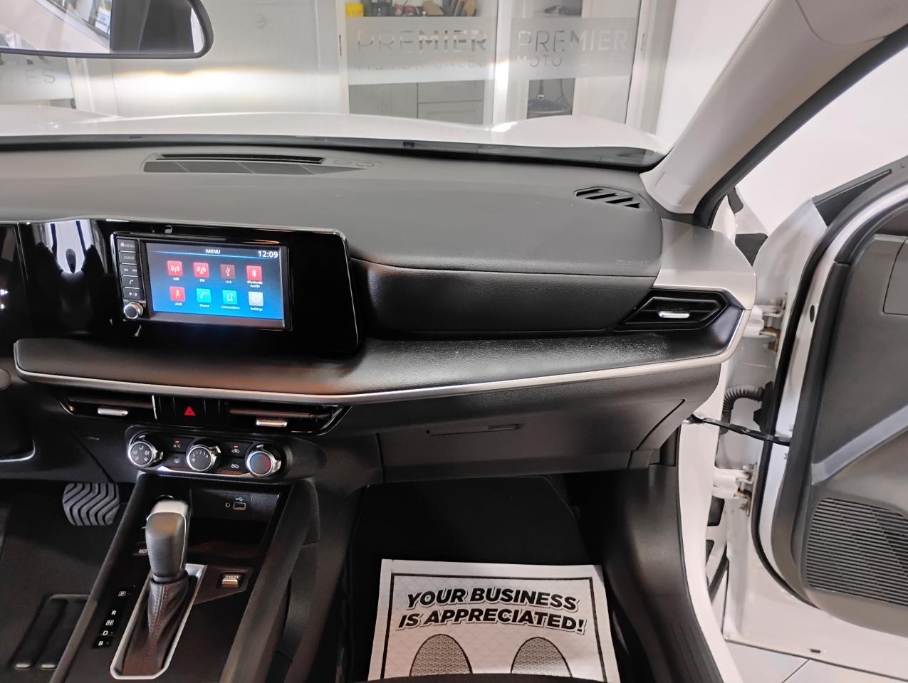 Nissan Kicks S 2025