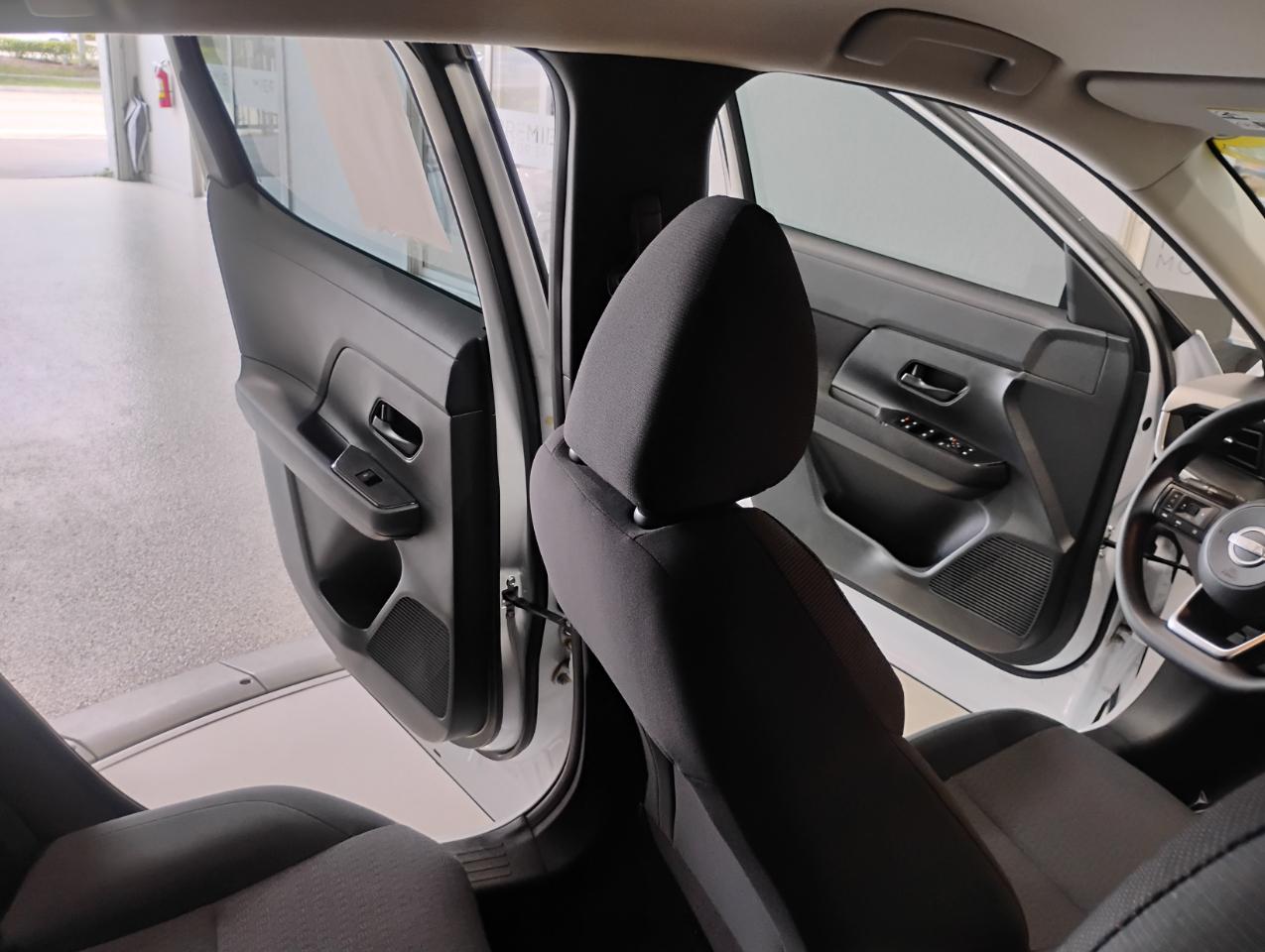 Nissan Kicks S 2025