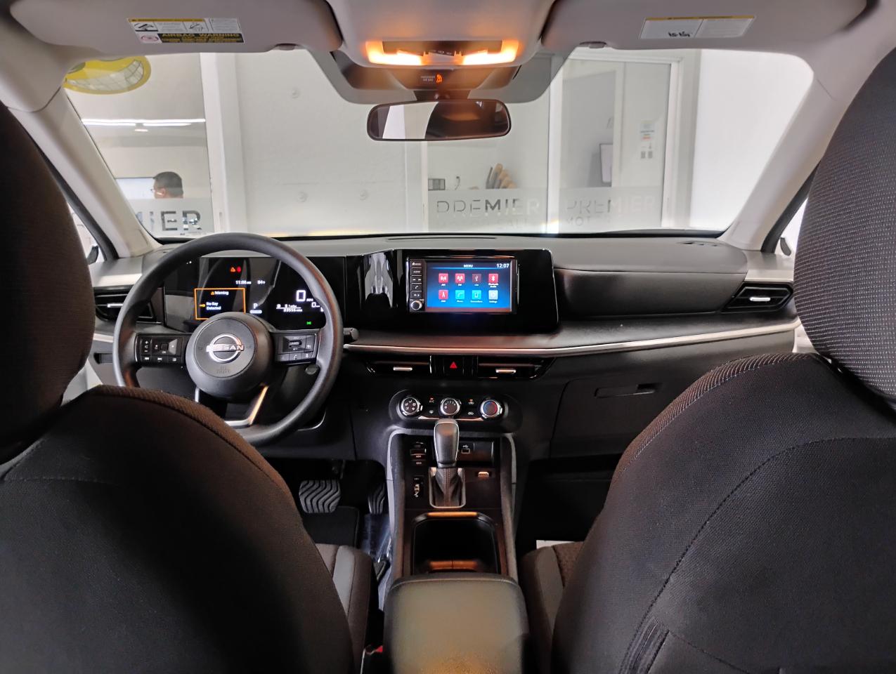 Nissan Kicks S 2025