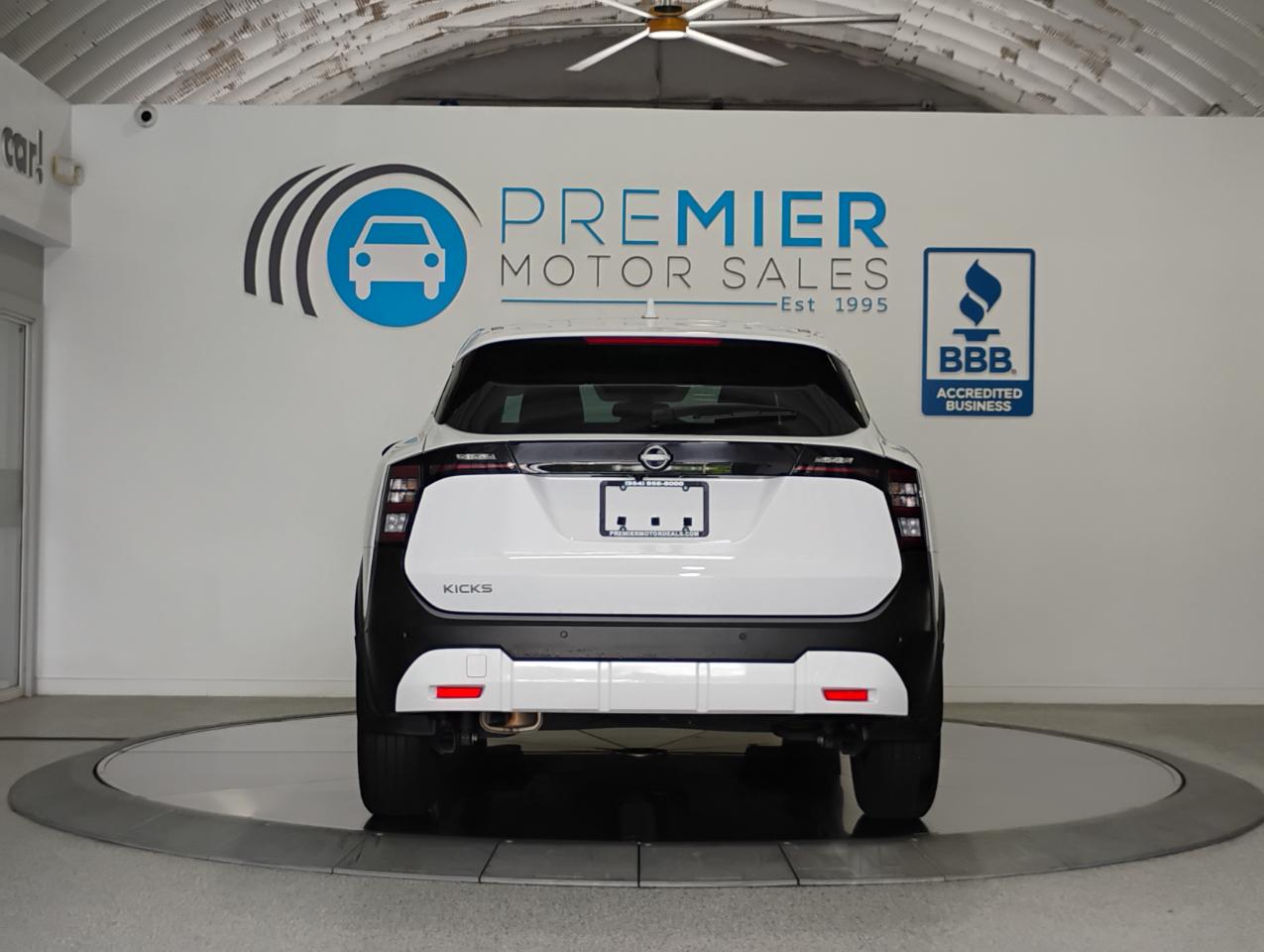Nissan Kicks S 2025